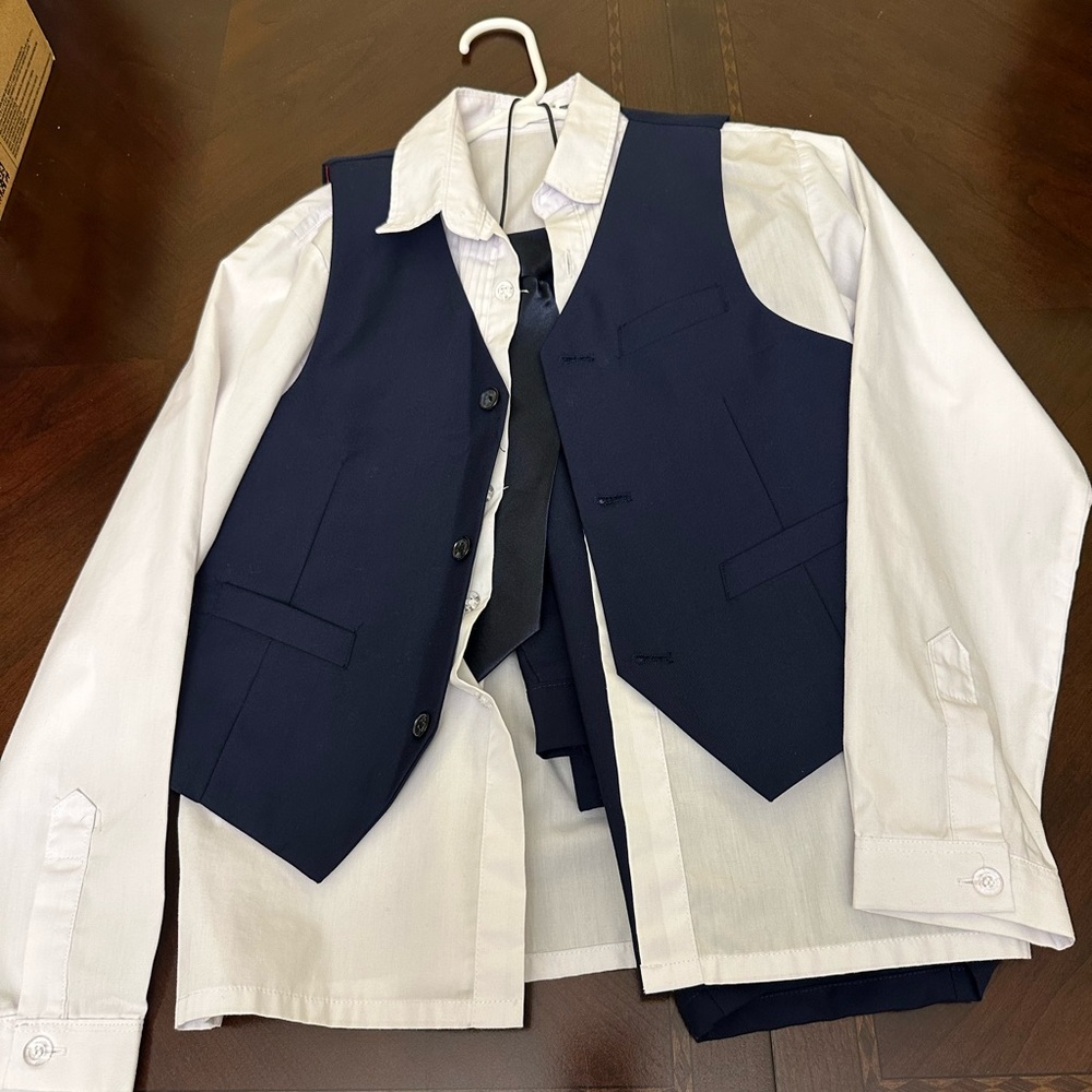 Boys Navy Blue Suit Set - Picture 3 of 5